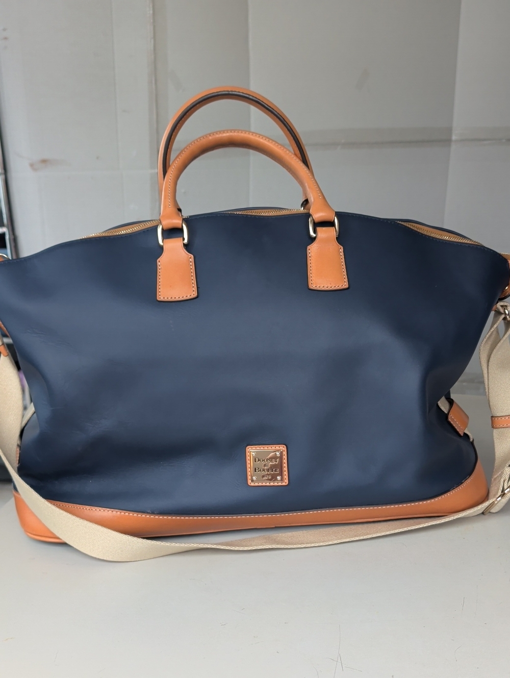 Dooney & Bourke Navy Weekender Leather Bag Tan Leather Trim Luxury Resort
